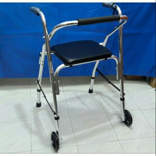 Khung tập đi có ghế ngồi Lucass W9