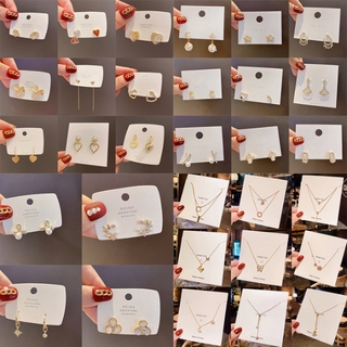 A random pair of Korean fashion earrings with high quality