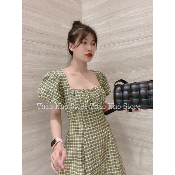 (SẴN) váy cúp ngực tay phồng caro xanh form xoè (hình thật shop Thảo Nhỏ Store chụp phía sau )