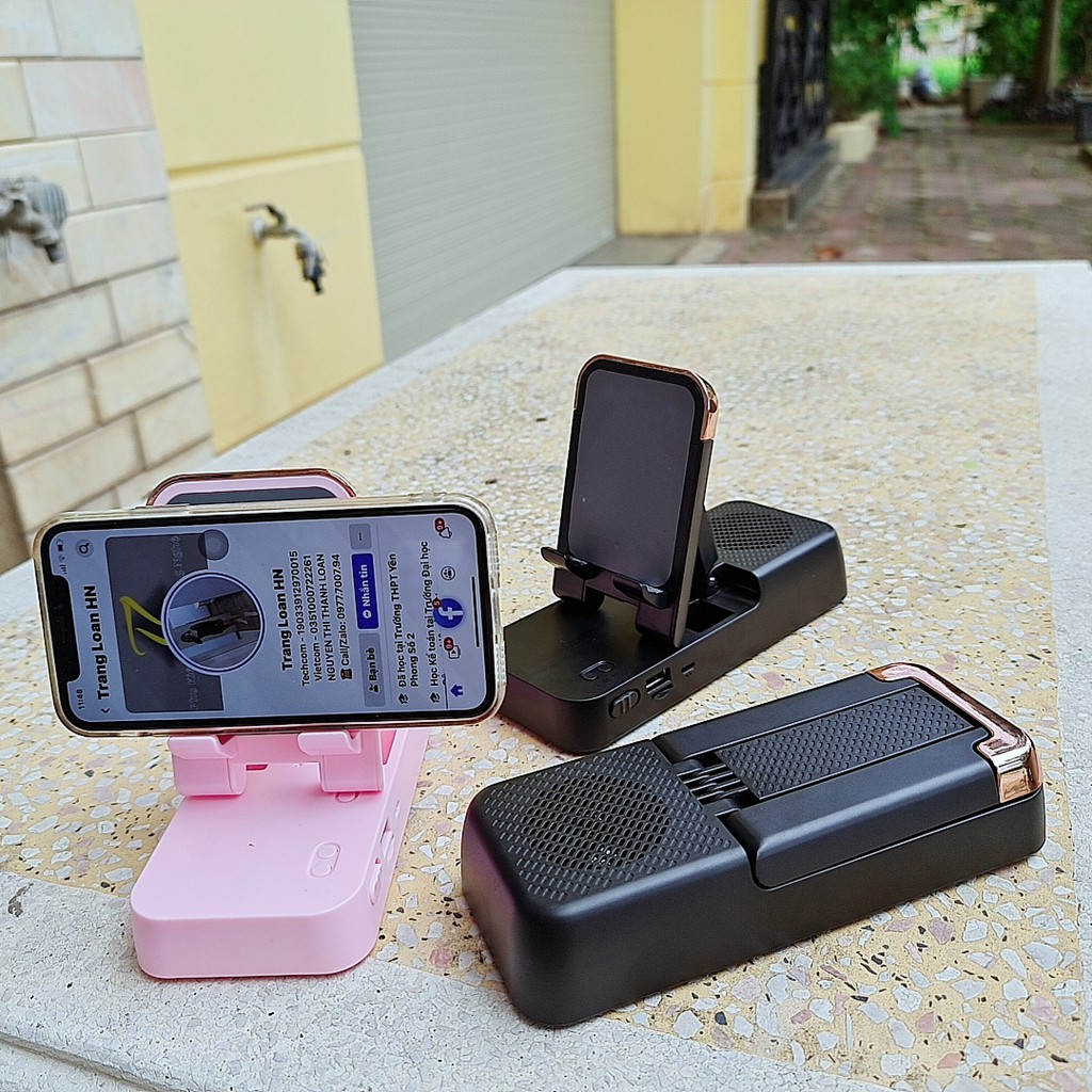 Loa Kèm Giá Đỡ Điện Thoại F18