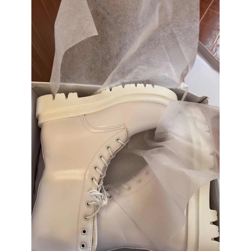 [CÓ SẴN ] bốt HƯƠU CAO CỔ TRẮNG ĐEN khoá ngoài hot hit Hàn Quốc 2020 | BigBuy360 - bigbuy360.vn