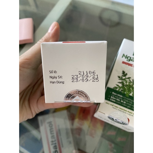 Dầu Ngải Diệp Nam Hà 50ml - Bôi Bầm Tím, Đau Nhức Xương Khớp, Cảm Lạnh