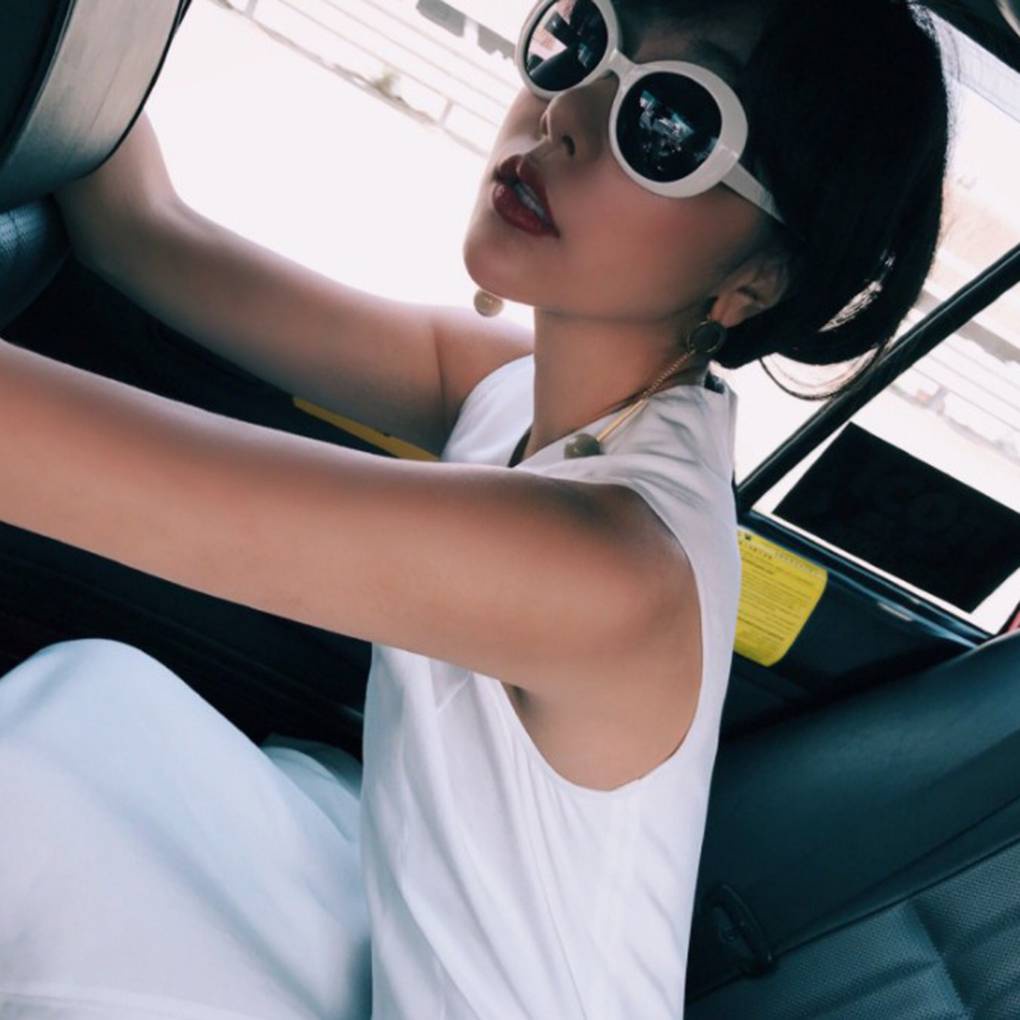 [CHOO] Rock Star Retro Clout Goggles Oval Round Pop Black Lenses Sunglasses Women Men Design