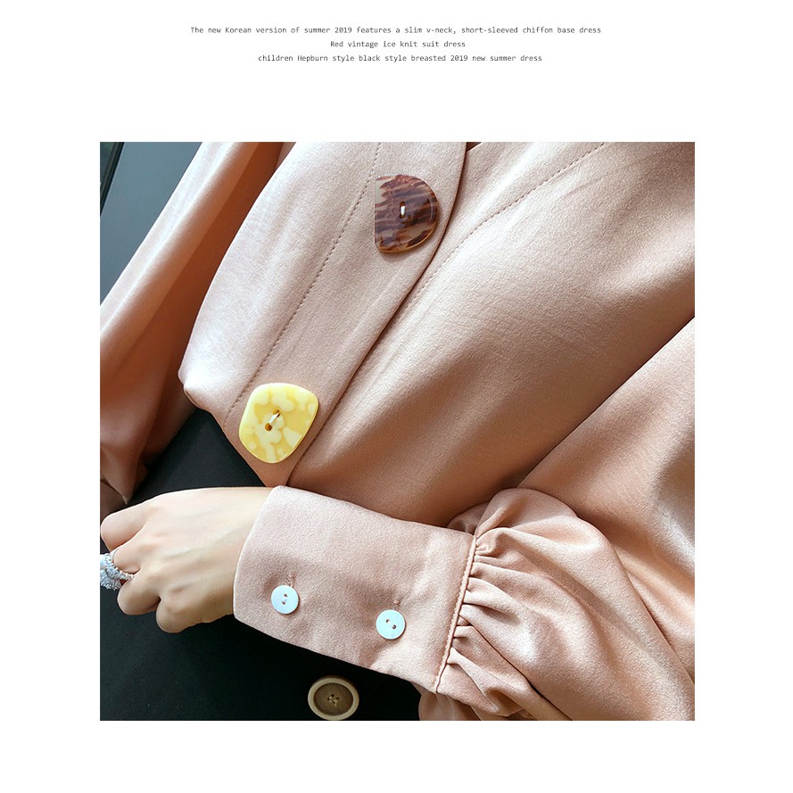 Áo sơ mi nữ đẹp kiểu Hàn Quốc, áo sơ mi nữ công sở cao cấp cổ V tay bồng | BigBuy360 - bigbuy360.vn