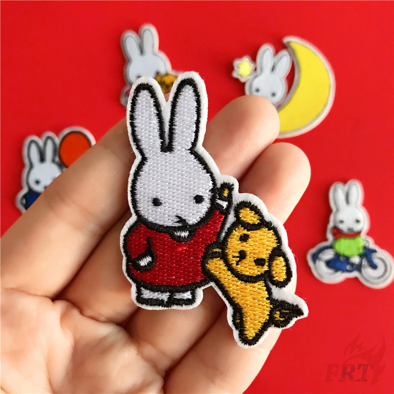 1 Sticker Ủi Thêu Hình Thỏ Hoạt Hình