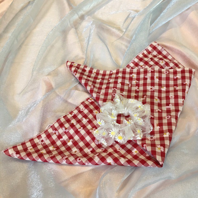 Bandana khăn đa năng quàng đầu đeo tay caro hoa cúc