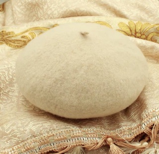 Mũ lồi dạ trơn