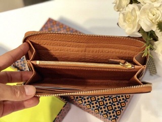 VÍ TORy BURCH