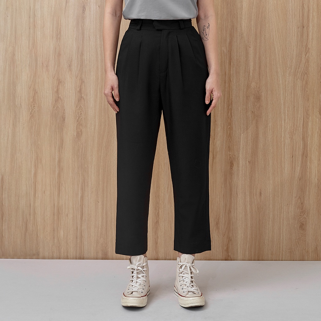 Andabove - Quần tây nữ Baggy - Pegged Pants - Màu Đen