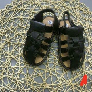 Giày sandal tập đi cho bé