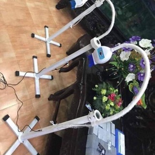 Máy Làm Trắng Răng Không Chân