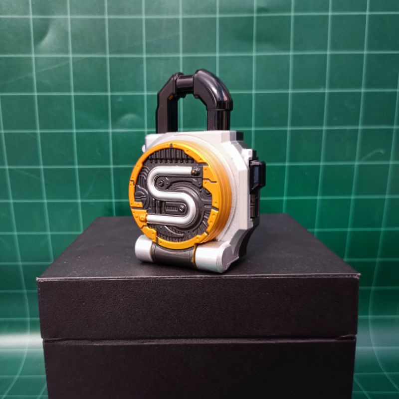 Đồ chơi Kamen Rider Gaim | Dx MatsuBokkuri Energy Lock Seed, Dx, Candy Lock Seed Các Loại | Like New, FullBox