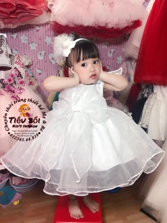 Đầm voan trắng nơ vai