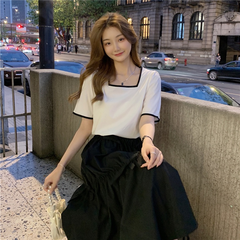 Áo Thun Tay Ngắn Cổ Vuông Màu Sắc Đơn Giản Phong Cách Hàn Quốc