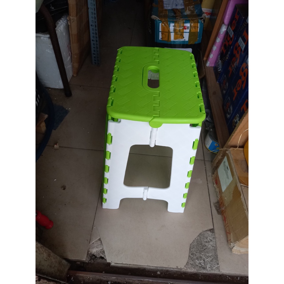 GHẾ XẾP NHỰA CAO DUY TÂN ( giao màu ngẫu nhiên )