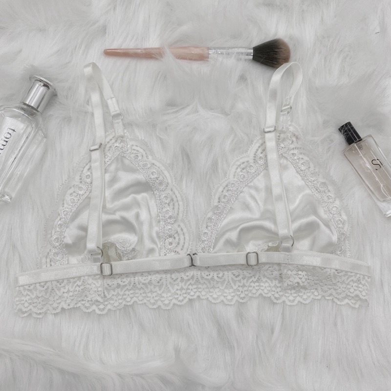 Katie White Bralette - Áo lót ren trắng dễ thương thoải mái sexy | BigBuy360 - bigbuy360.vn