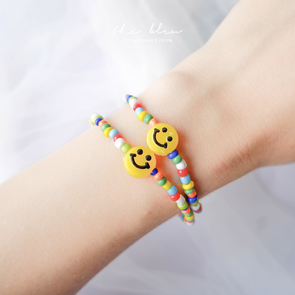 Vòng tay hạt cườm nhiều màu mặt cười handmade
