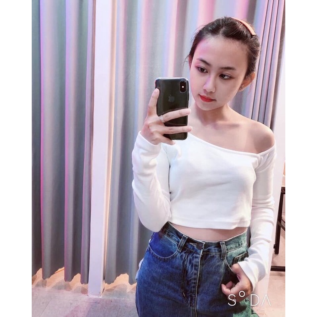 Áo crotop tay dài lệch vai