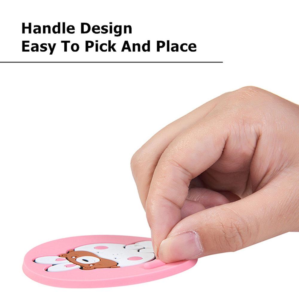 Tấm lót ly nước hình tròn chống trượt sáng tạo dễ thương dành cho xe hơi