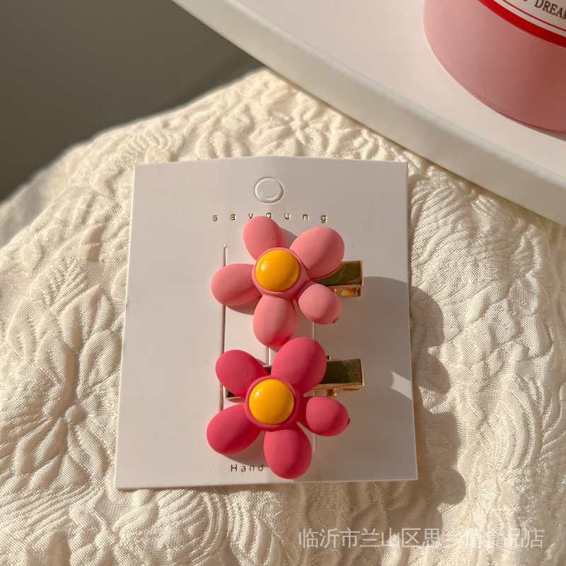 Set 2 Kẹp Tóc Hình Trái Tim Dễ Thương Cho Bé Gái
