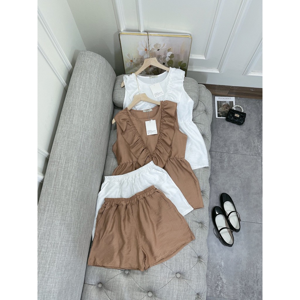 Sét Nữ, Sét Áo Sát Nách Bèo Cổ Kèm Quần Soóc Basic Siêu Xinh Hàng Hot Trend | BigBuy360 - bigbuy360.vn