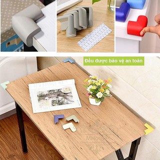 Set 4 Miếng Xốp Bịt Góc Bàn, Góc Tủ, Góc Giường Bảo Vệ Bé / Bọt Biển Bọc Cạnh Bàn