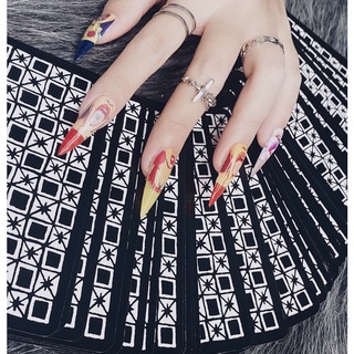 Nailbox thiết kế phong cách Popart siêu cá tính - Móng giả siêu rẻ