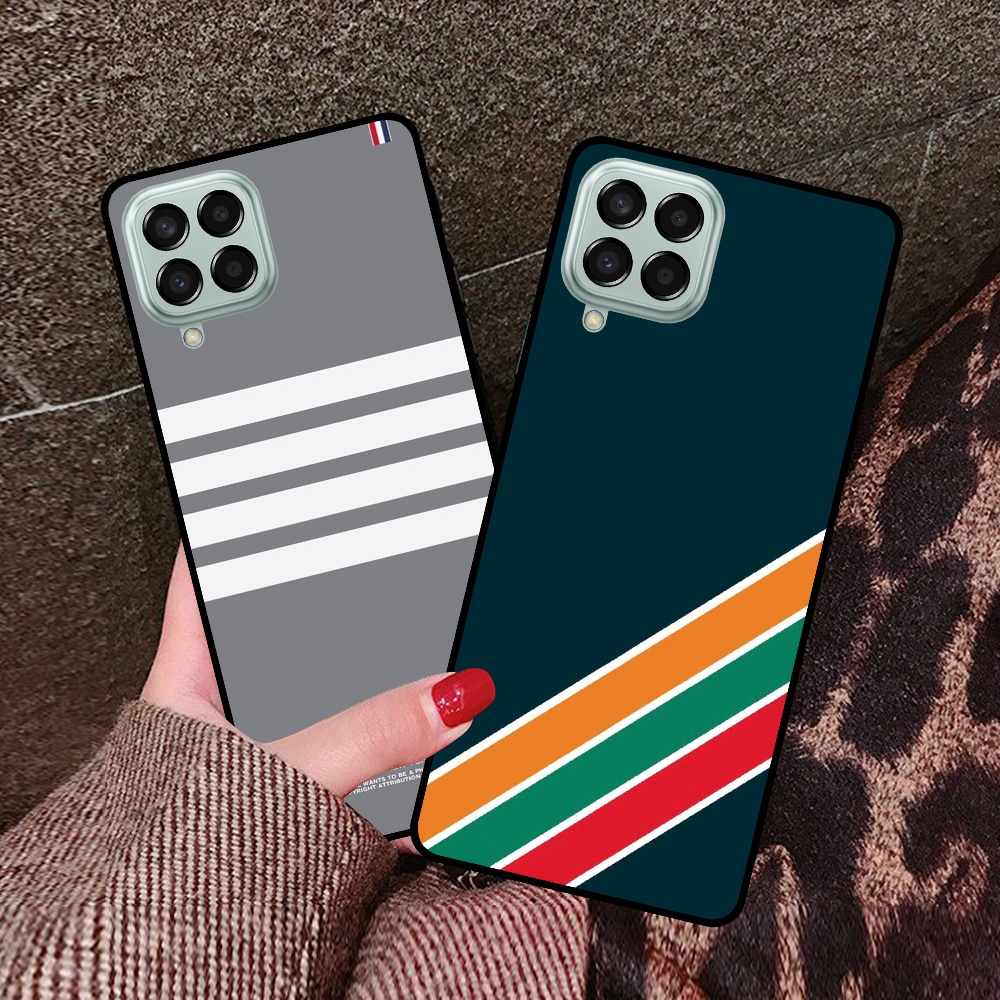 Ốp lưng Samsung M33 5G / M53 5G in hình sọc caro, họa tiết đen trắng dễ thương
