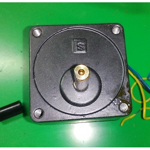 Mô tơ giảm tốc 1 pha 220V đảo chiều quay