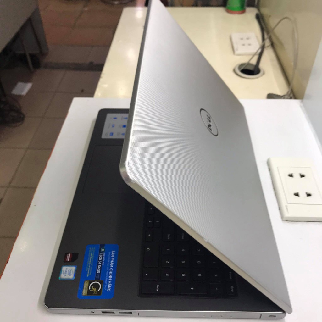 Máy laptop Dell Inspiron 5559 Intel Core i5-6200U 2.3GHz, 4gb ram, 120gb ss+1tb hdd, Vga Radeon M335, 15.6 inch- Đẹp, Rẻ