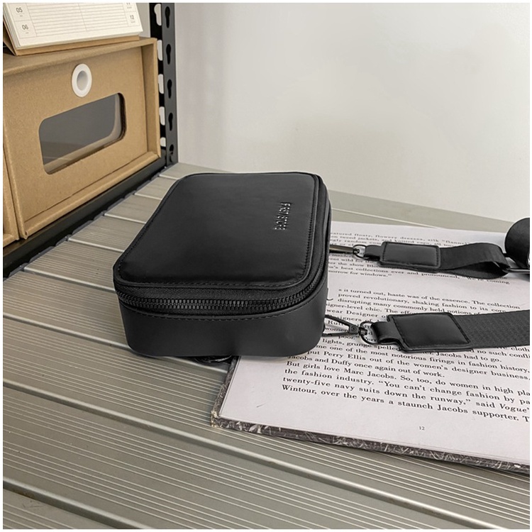 Túi Nam Đeo Chéo Mini ZACHI Thiế Kế Thời Trang Hiện Đại Vải Oxford Cao Cấp Chống Nước KT 20x13x6 cm - T73