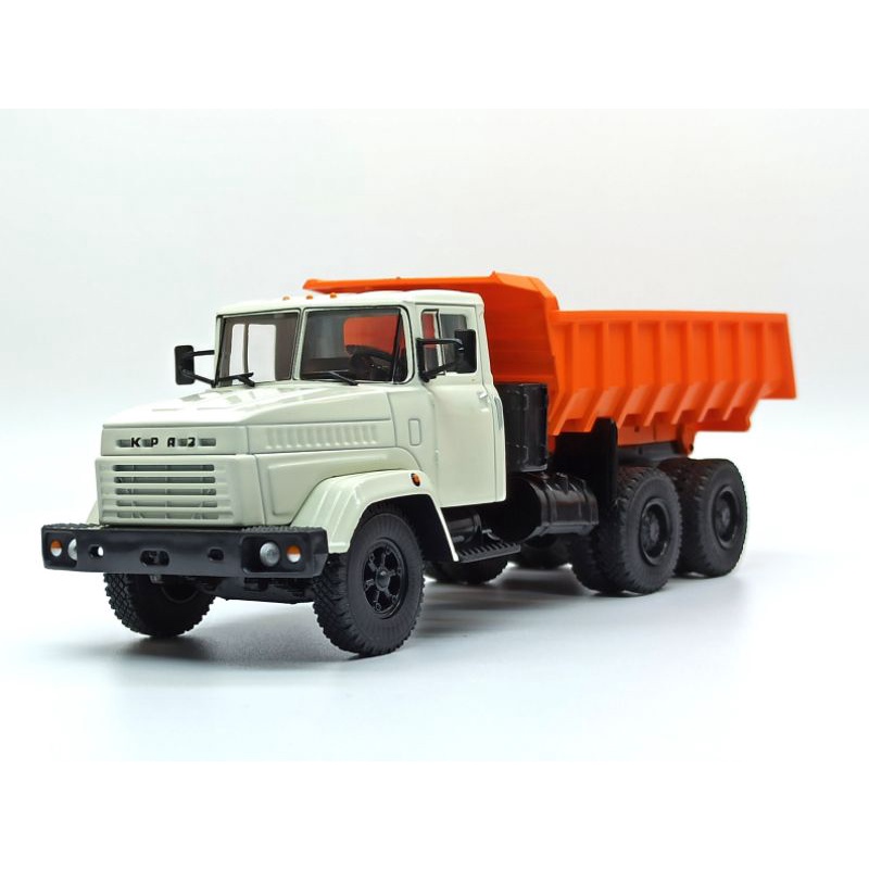Mô hình xe Kraz 6510