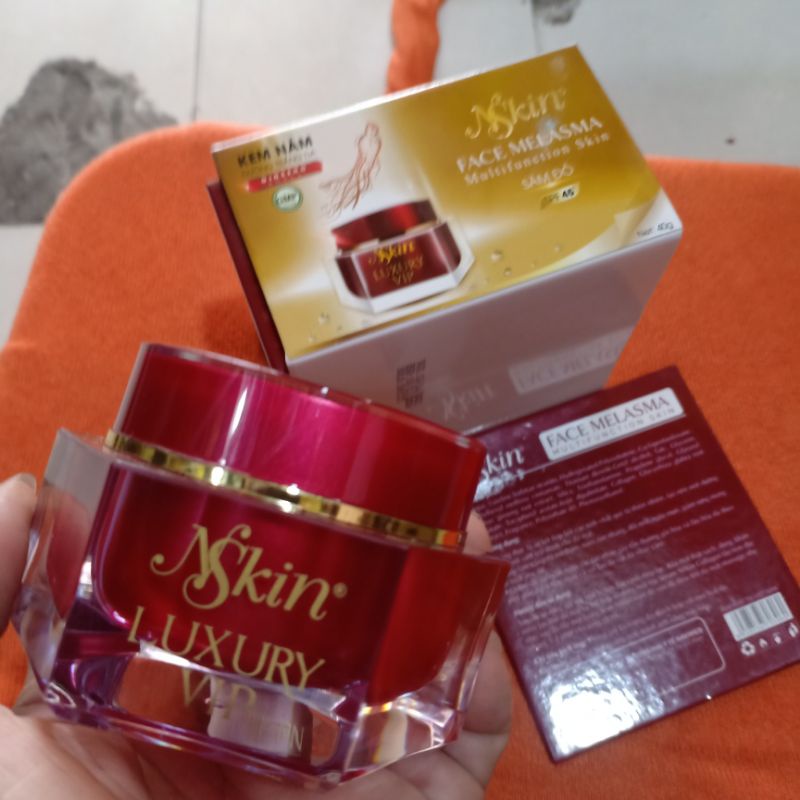 Kem nám Nskin Sâm Đỏ ,40g