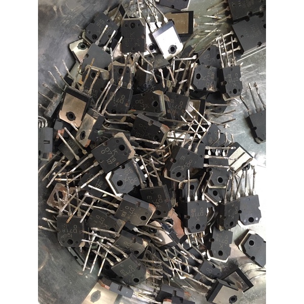 Transistor D718 hàng tháo máy lưng đồng