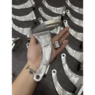 BÁT CNC GIỮ MÁ ĐÙM CHO EXCINTER
