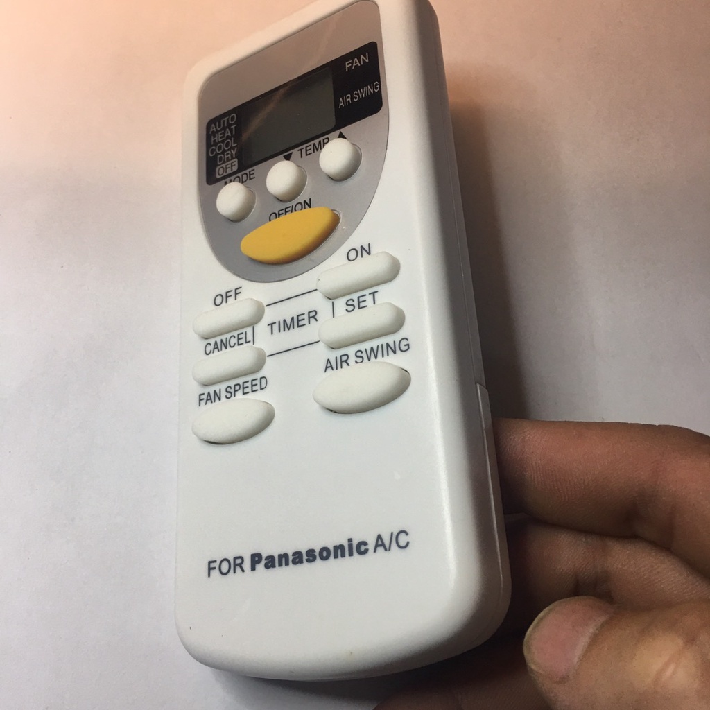 Điều khiển Quạt điều hoà Panasonic nút vàng mặt trăng A75C665