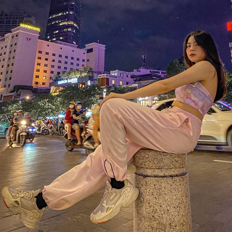 Quần Baggy nỉ ống dây rút cá tính, năng động | BigBuy360 - bigbuy360.vn