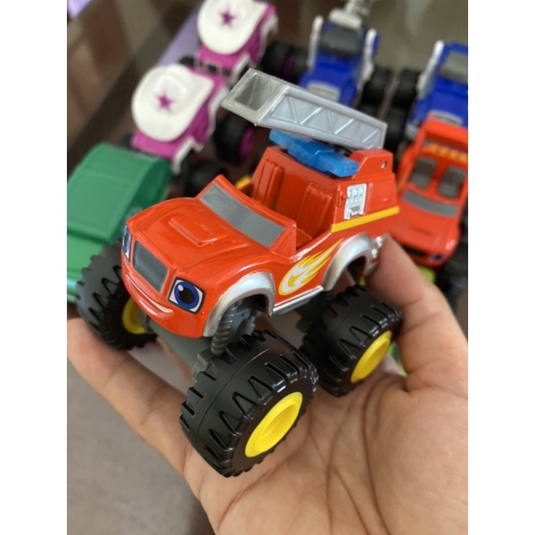 MATTEL - Kids toys made in Vietnam. Đồ chơi VNXK Xe ô tô mô hình dễ thương dành cho bé yêu.