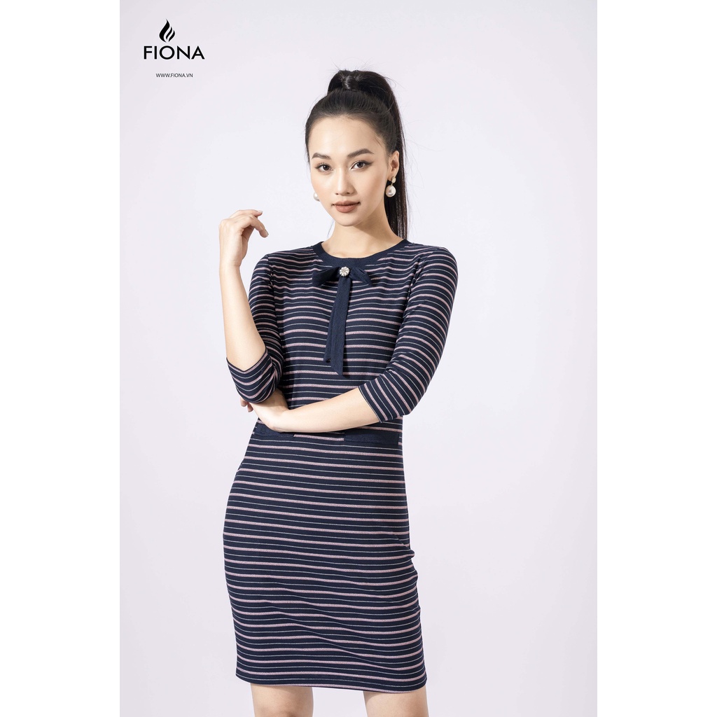 Đầm suông nữ FIONA, Đầm thiết kế tay lỡ cổ đính nơ nữ tính F420906