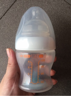 Thanh lý bình sữa Munchkin Latch (120ml) -USA - (đã sử dụng)