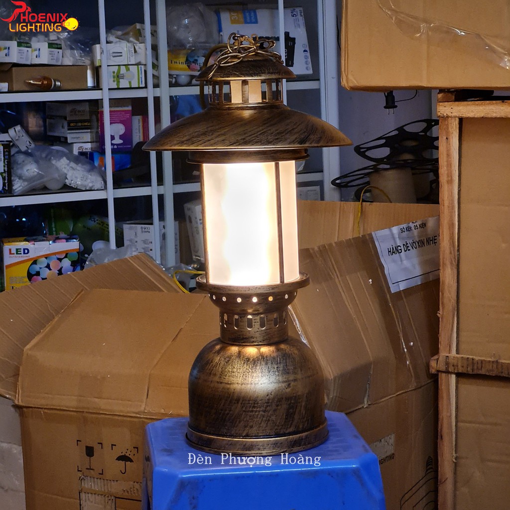 Đèn măng xông kiểu dáng cổ điển trang trí quán cafe nhà hàng hầm rượu
