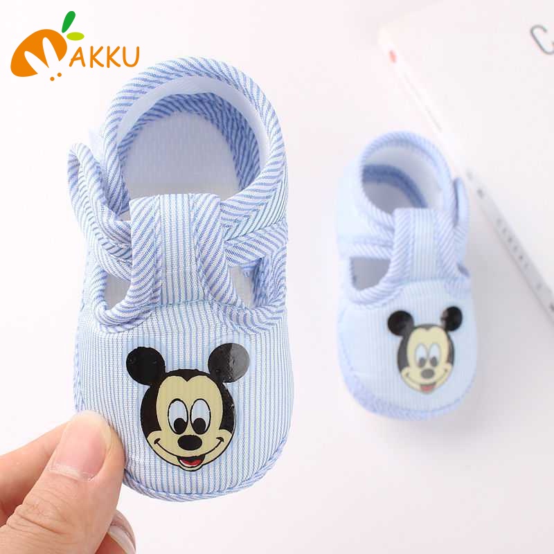 Giày thể thao đế phẳng họa tiết hoạt hình dễ thương dành cho bé gái