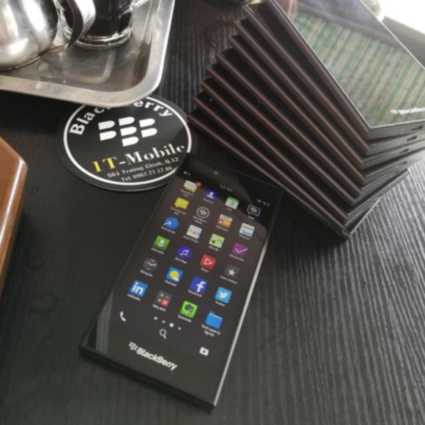 Điện thoại Blackberry Leap Z20 Tặng Kính Cường Lực Và Tai Nghe