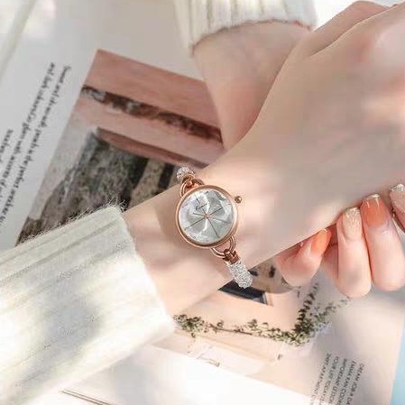 Đồng hồ nữ -Kimio tròn dây đá dáng lắc hàng cao cấp,size 28mm nhỏ xinh sang trọng thời trang bảo hành 12 tháng