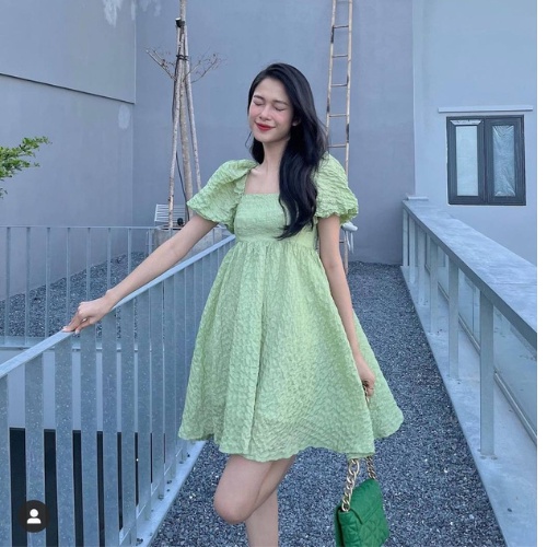Ảnh/Video thật_Đầm babydoll cổ vuông tay bông to vải xốp phong cách Hàn Quốc cute FREESIZE