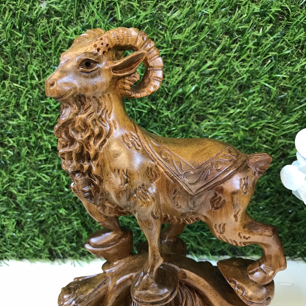 Dê đứng thỏi vàng cao 20cm gỗ bách xanh thơm, hương đá nam phi