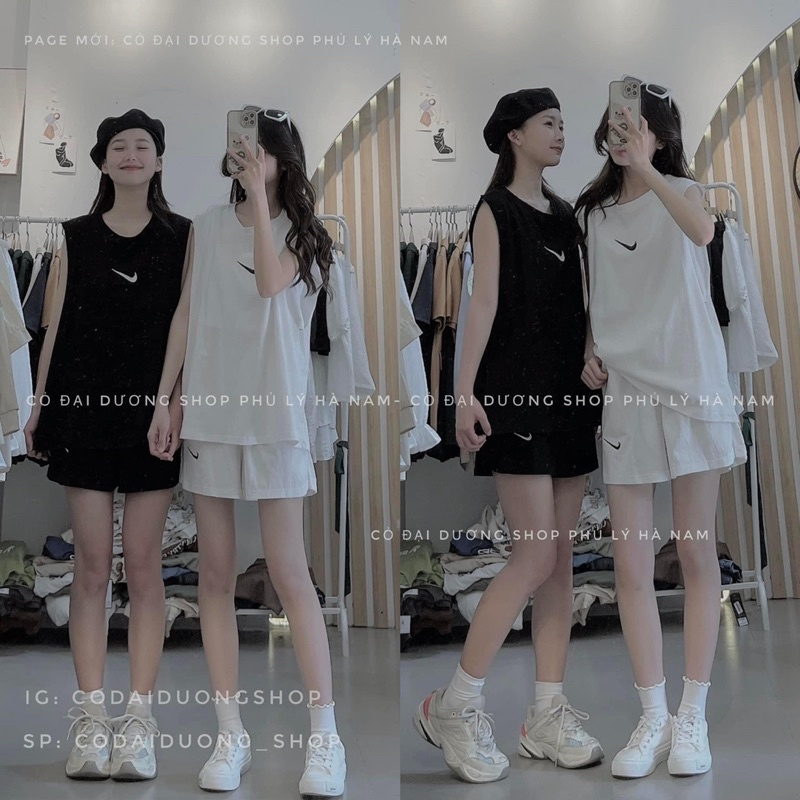Bộ Thể Thao Nữ 3 Lỗ Logo Ngực 🦋 Set Áo Quần Cộc Nữ Dáng Sport 3 Màu 🦋(Hàng Sẵn Buôn LL)