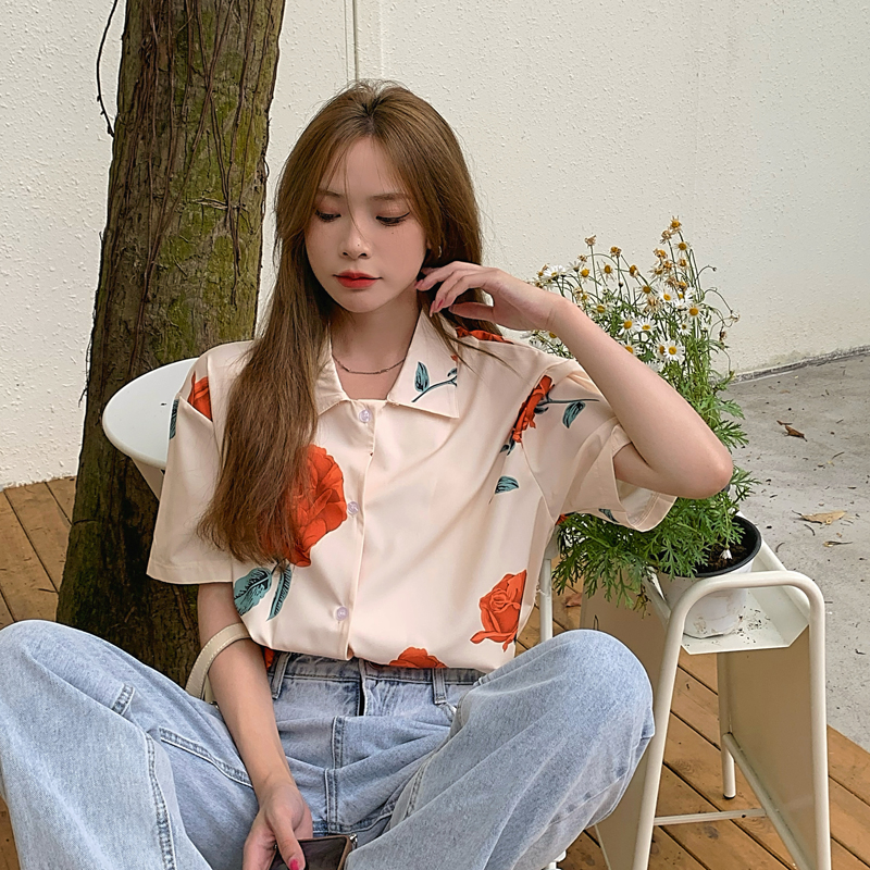 Áo sơ mi nữ ngắn tay in họa tiết hoa phong cách thời trang Hàn Quốc