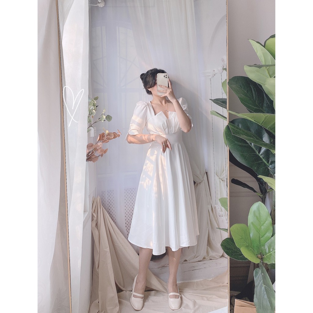 Đầm Xoè Lụa Tay Con Kết Cúc Freesize Dưới 55 kg
