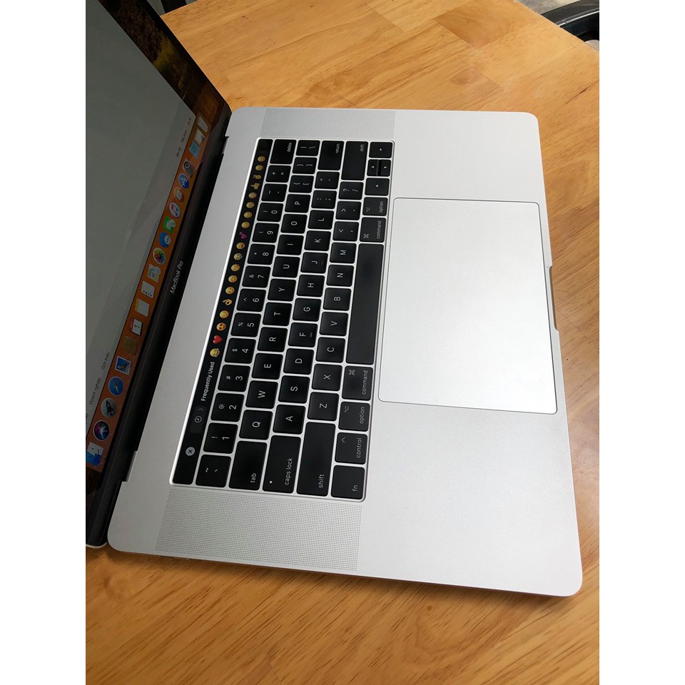 Macbook Pro 2017 MPTT2, 15.4in, i7 – 3.1G, 16G, 1T, vga 4G